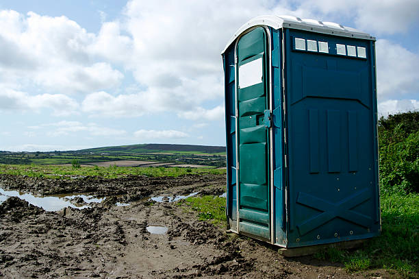 Best VIP or Luxury Restroom Trailers  in Smithfield, NC